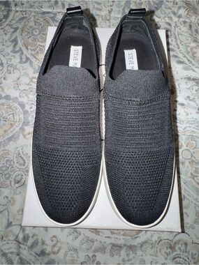 Steve Madden Beale Black Knit Slip-On Sneakers